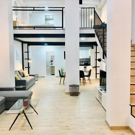 Modern & Spacious Apartment In Plaza De La Merced Màlaga Exteriér fotografie