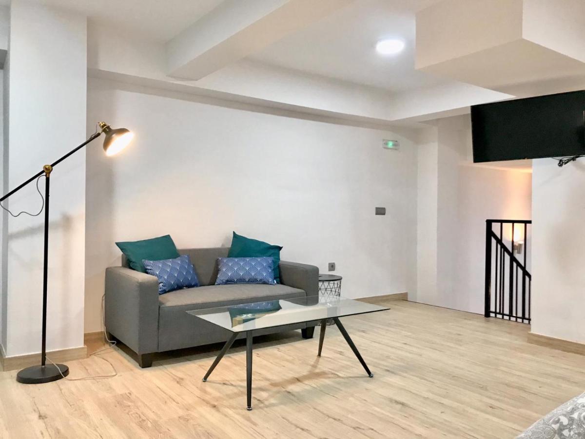 Modern & Spacious Apartment In Plaza De La Merced Màlaga Exteriér fotografie
