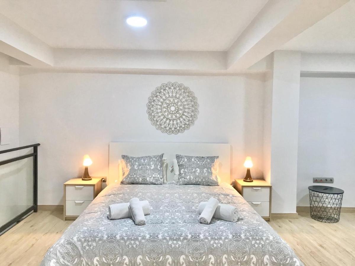 Modern & Spacious Apartment In Plaza De La Merced Màlaga Exteriér fotografie